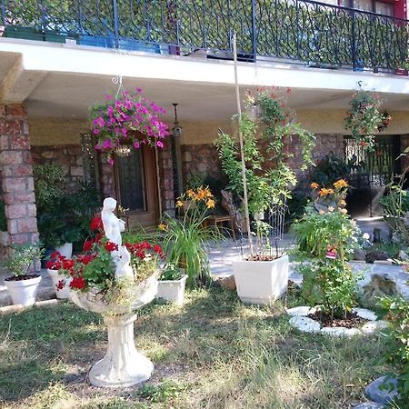 Appartement 48 M2 Avec Jardin Au Rdc Dans Villa A 5 Min A Pied Des Thermes De Vernet-Les-Bains, Location De Samedi A Samedi Экстерьер фото
